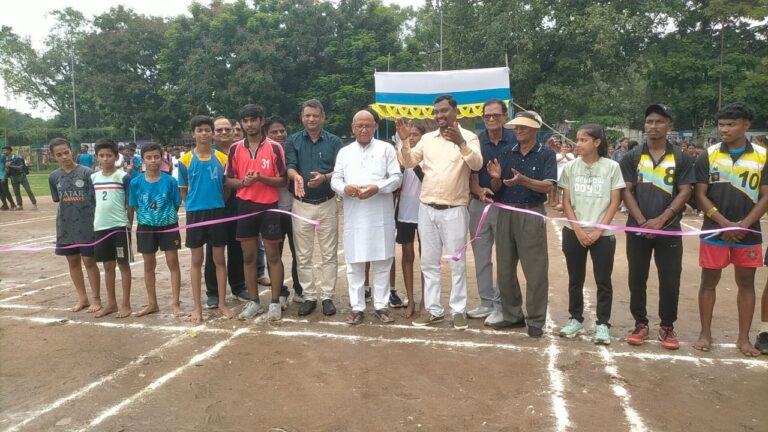 JAMSHEDPUR NEWS :जिला स्तरीय सब जूनियर, जूनियर और सीनियर बालक-बालिका वर्ग का खो खो चैंपियनशिप 2025 संपन्न