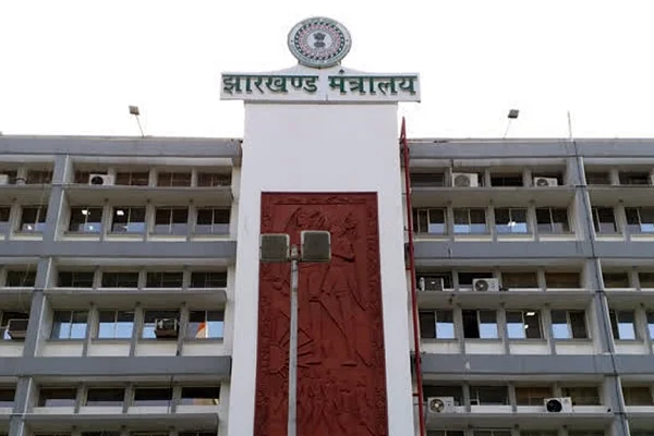 झारखंड कैबिनेट में 26 प्रस्तावों पर मुहर, JSSC की परीक्षा अब दो चरणों में होगी
