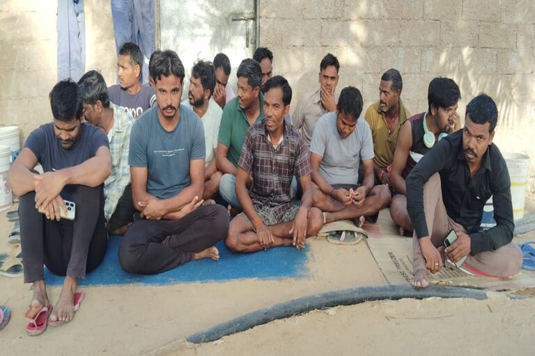 Jharkhand: झारखंड के 15 मजदूर दुबई में गंभीर संकट में फंसे, 3 माह से नहीं मिला वेतन, खाने-पीने की भी समस्या