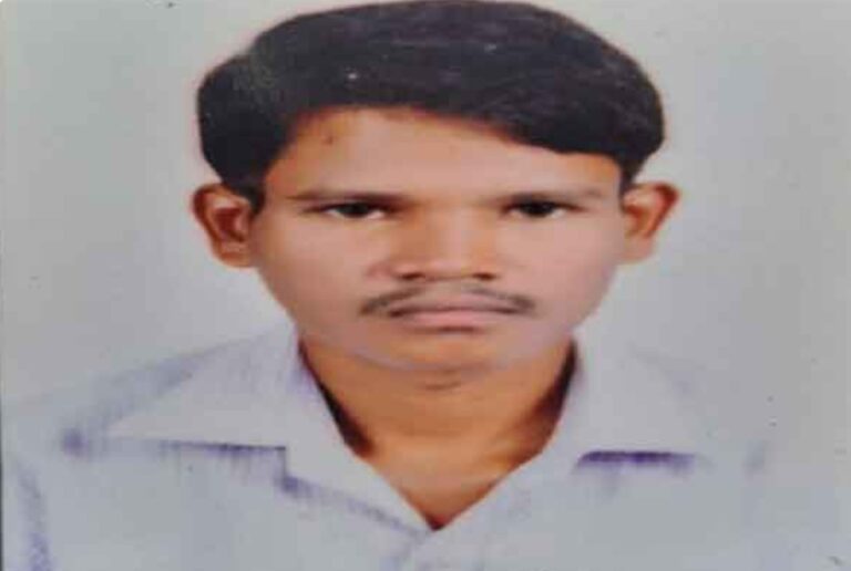 Chakardharpur: चक्रधरपुर के टोकलो में डंडे से पीट-पीटकर युवक को मार डाला, आरोपी फरार, यह है हत्या की वजह?