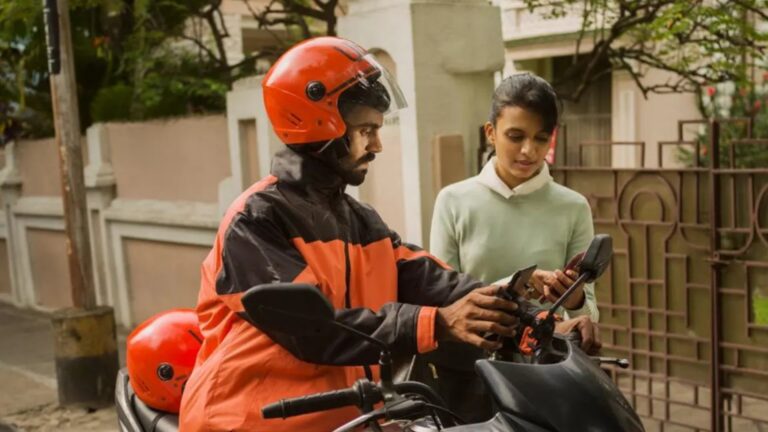Bike Taxi अब कानूनन वैध, अब केंद्र सरकार ने यात्री सेवाओं में निजी बाइक के इस्तेमाल को दे दी मंजूरी