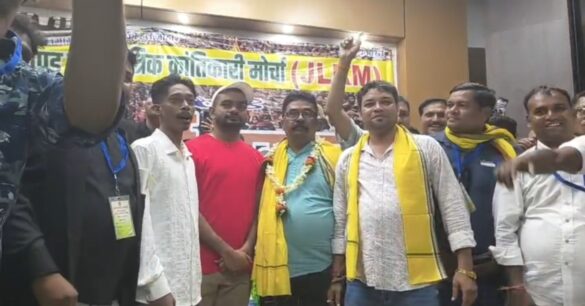 Jamshedpur: डुमरी विधायक जयराम पहुंचे जमशेदपुर, बोले-उद्योगपति आदिवासियों की जमीन हड़पते जा रहे हैं, और सरकार बनी है सिर्फ तमाशबीन