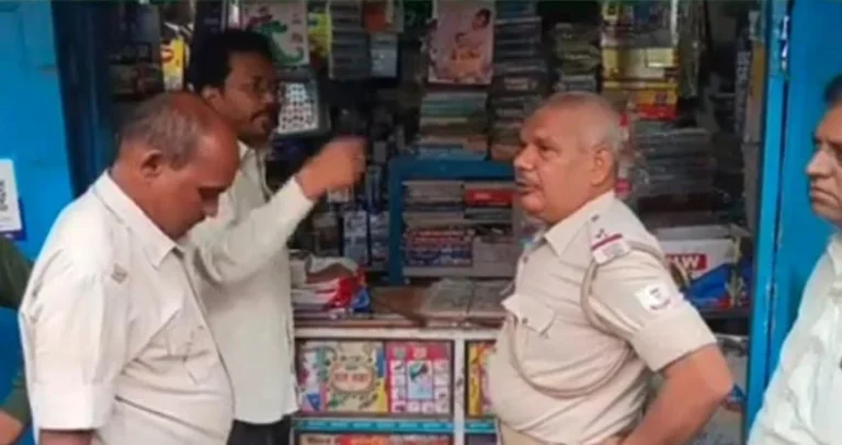 जमशेदपुर के परसुडीह में बुक स्टोर में चोरी, कितने का माल उड़ा ले गए चोर… जानें