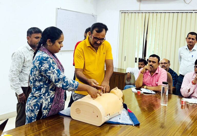 Jamshedpur :वाई आई जमशेदपुर का जीवन रक्षक प्रशिक्षण एवं जागरूकता सत्र आयोजित