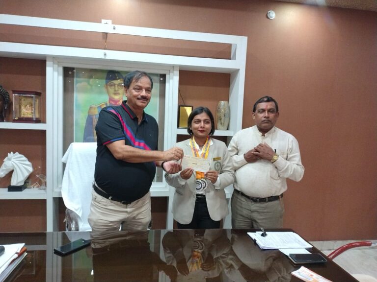 JAMSHEDPUR NEWS :नेताजी सुभाष विश्वविद्यालय में मनाया गया “कारगिल विजय दिवस”! स्वर्ण पदक विजेता स्नेहा कुमारी को किया गया सम्मानित