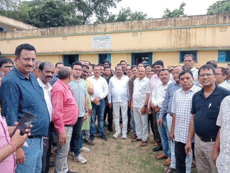 पूर्वी सिंहभूम शिक्षक संघ की जिला बैठक सम्पन्न, शिक्षकों को MACP व वेतन वृद्धि का आश्वासन