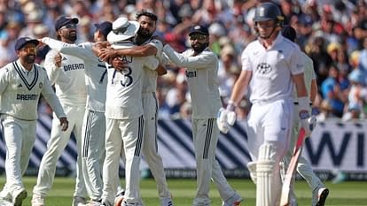 India Vs England: इंग्लैंड की पहली पारी 407 रन पर सिमटी, सिराज ने छह विकेट लिये, भारत को 244 रनों की बढ़त