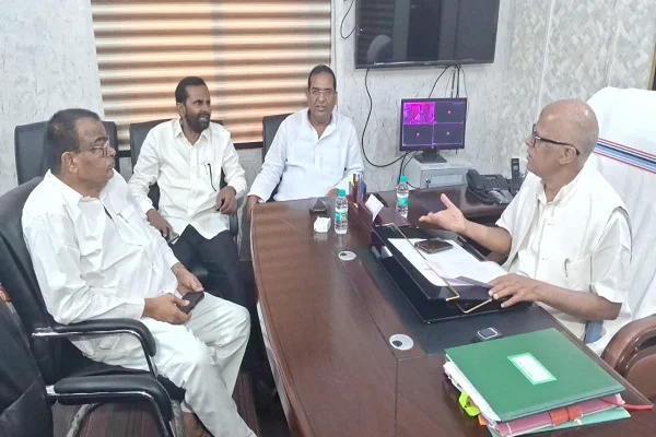 नगर निकाय चुनाव कराने को लेकर तेज हुई हलचल, मंत्री सुदिव्य ने बुलायी बैठक