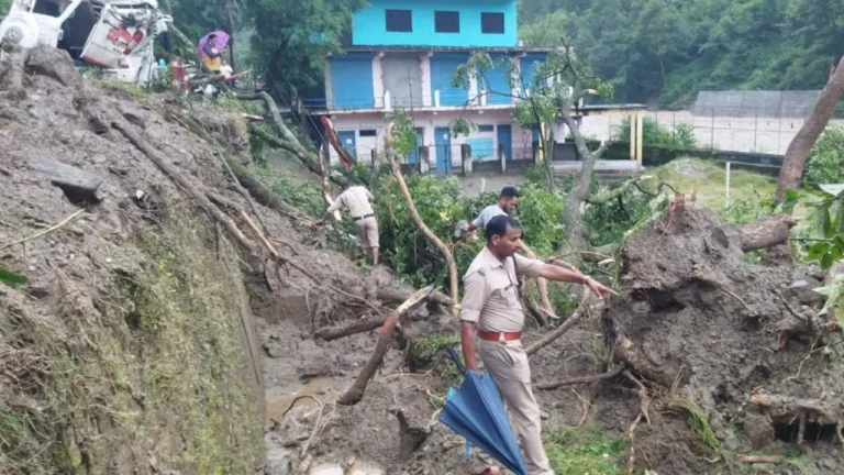 उत्तराखंड : धराली के बाद अब थराली में आसमान से बरसी आफत, बादल फटने से मची भारी तबाही