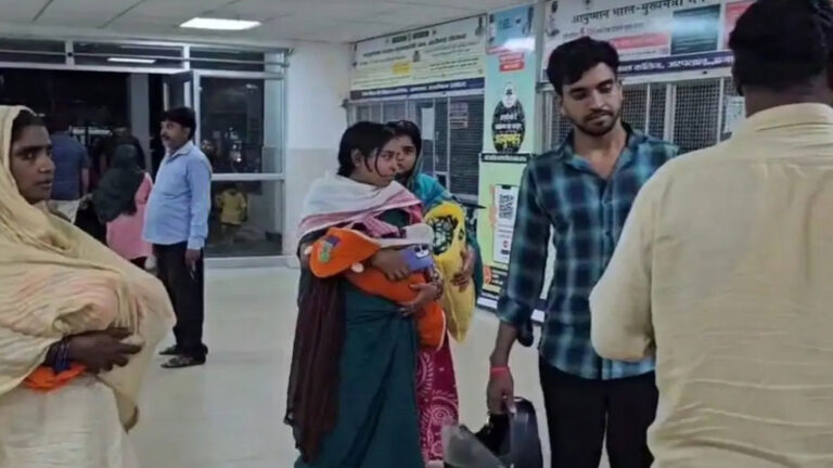 हजारीबाग के शेख भिखारी मेडिकल कॉलेज में लेबर रूम में आग, टली बड़ी अनहोनी