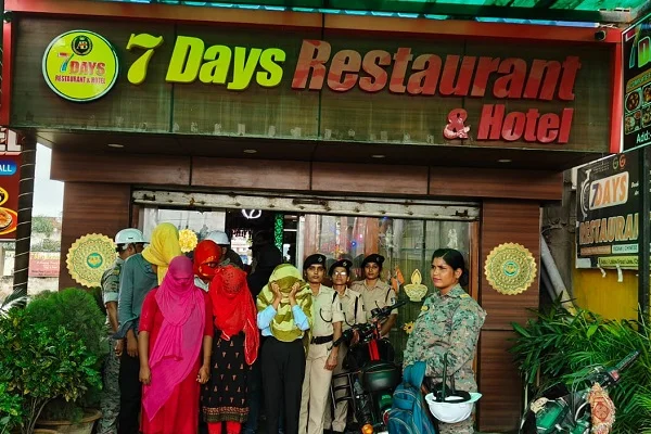 हजारीबाग में होटलों में चल रहा था देह व्यापार, पुूलिस की कार्रवाई में 23 गिरफ्तार