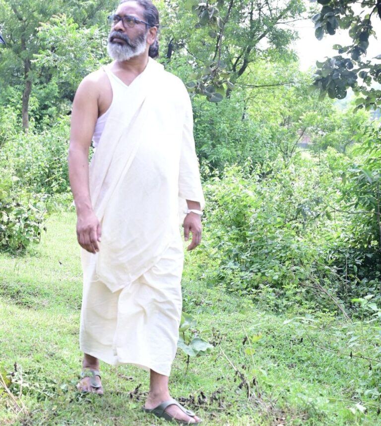 Hemant Soren: नेमरा की क्रांतिकारी भूमि दादाजी और बाबा के अथाह संघर्ष की है गवाह, सीएम हेमंत सोरेन ने अपने पिता शिबू सोरेन को याद कर लिखा भावुक पोस्ट