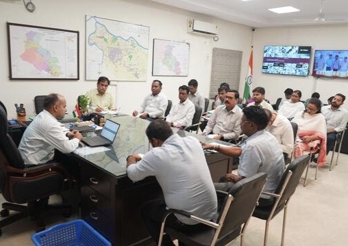 Jamshedpur: आजीविका संवर्धन से जुड़ी 16 योजनाओं की प्रगति की रफ्तार धीमी, उपायुक्त ने दिये ये निर्देश, सख्त कार्रवाई की चेतावनी