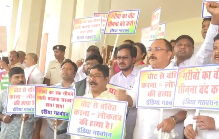 Jharkhand Assembly: झारखंड विधानसभा में मतदाता सूची के विशेष गहन पुनरीक्षण के खिलाफ प्रस्ताव पारित, भाजपा ने किया विरोध, सत्ता पक्ष ने लगाये ये आरोप