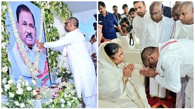 Jamshedpur: मुख्यमंत्री हेमंत सोरेन अपनी पत्नी कल्पना सोरेन के साथ घोड़ाबांधा पहुंचे, दिवंगत रामदास सोरेन को दी श्रद्धांजलि