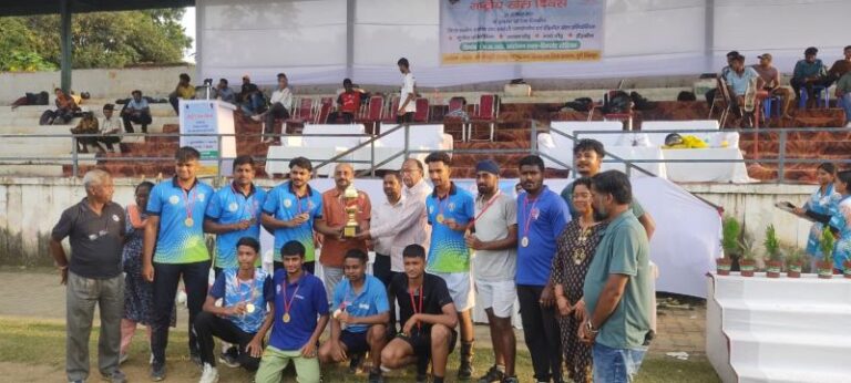 एक दिवसीय जिला स्तरीय ग्रामीण तथा स्वदेशी जनजातीय हैंडबॉल में सांसद ने खिलाड़ियों का बढ़ाया उत्साह