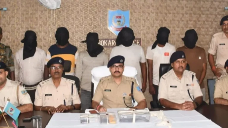 JHARKHAND : धनबाद का गिरोह बोकारो में कर रहा था डकैती, 6 गिरफ्तार