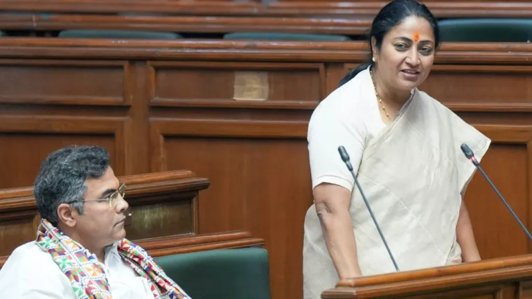 दिल्ली सरकार प्राइवेट स्कूलों में मनमानी पर विधानसभा में आज लाएगी फीस नियंत्रण विधेयक