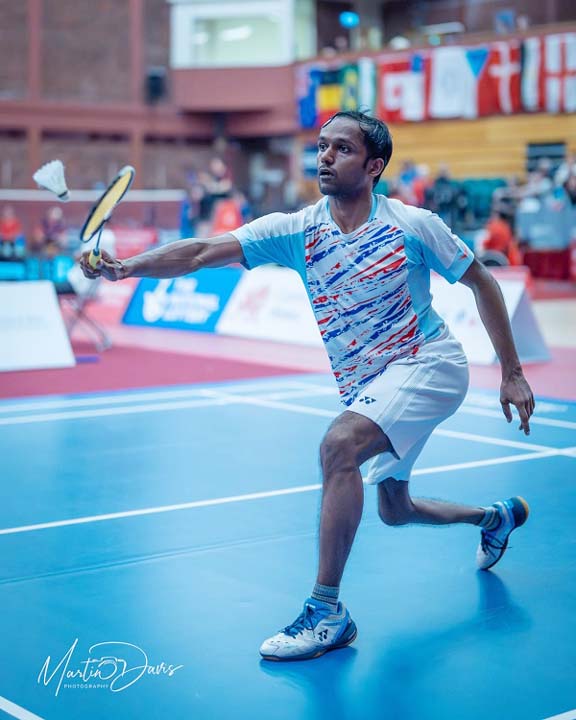 Jamshedpur: जमशेदपुर के पैरा बैडमिंटन खिलाड़ी उमेश विक्रम एकल वर्ग में विश्व के नंबर 1 खिलाड़ी बने