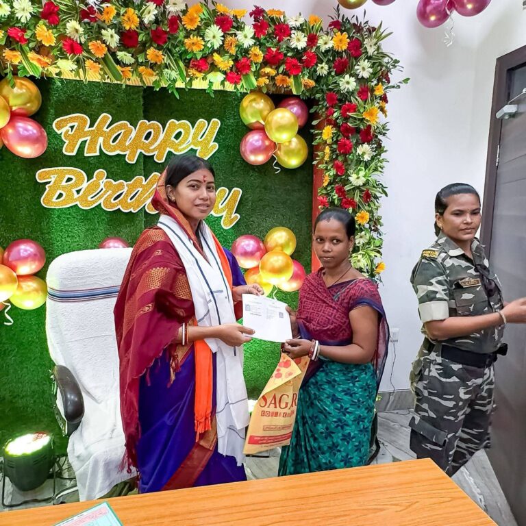 Purnima Sahu ‘Birthday’: विधायक पूर्णिमा साहू ने मनाया जन्मदिन, महिलाओं को किया सम्मानित, सीएम हेमंत सोरेन ने भी दी बधाई