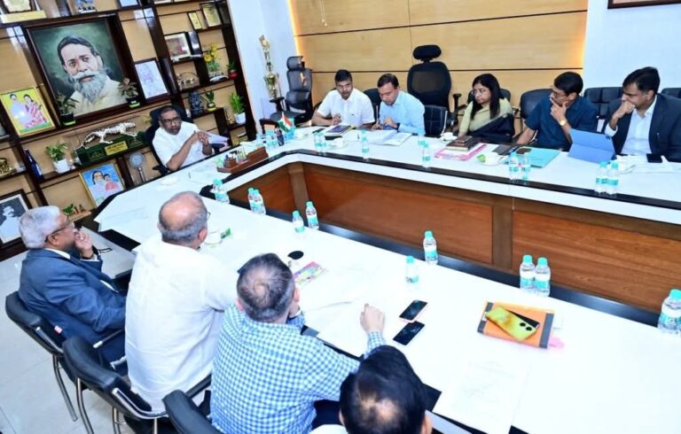 Jharkhand: पेसा नियमावली को लेकर CM हेमंत सोरेन ने की बैठक, अधिकारियों को दिये कई अहम निर्देश
