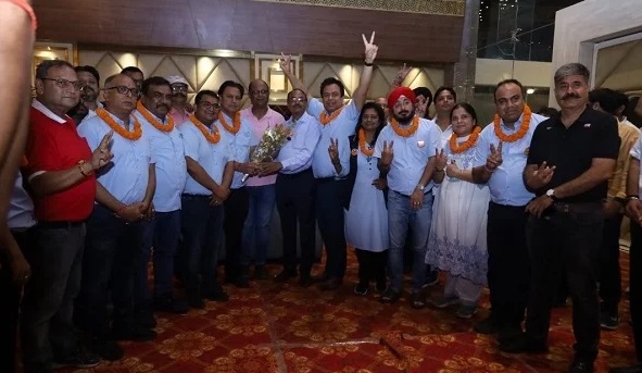 फेडरेशन ऑफ झारखंड चेंबर चुनाव में आदित्य मल्होत्रा की टीम ने 13 पदों पर हासिल की जीत