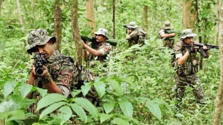 छत्तीसगढ़ के सुकमा में माओवादियों की फैक्ट्री से बड़ी मात्रा में हथियार बरामद, निर्माण ध्वस्त
