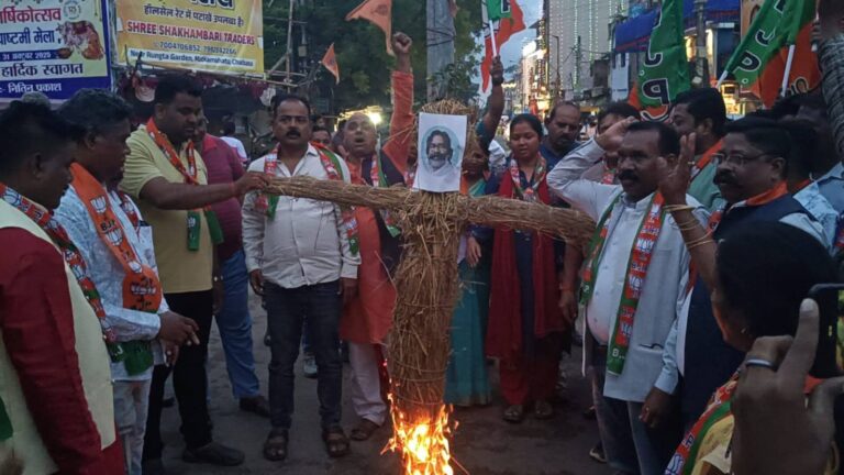 Chaibasa: चाईबासा लाठीचार्ज के विरोध में पश्चिमी सिंहभूम और सरायकेला-खरसावां में आज 12 घंटे का बंद, BJP ने किया एलान, आपातकालीन सेवाएं अप्रभावित