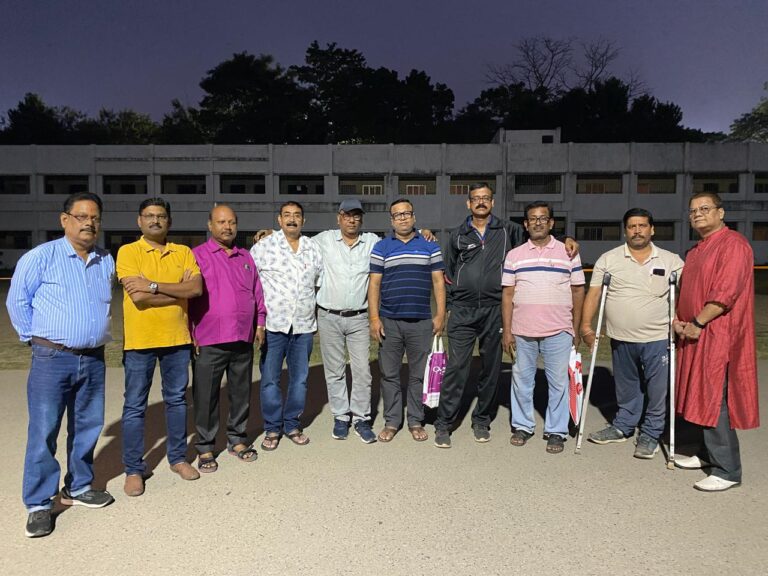 Jamshedpur : पूरे शहर में 20 से अधिक स्थानों पर आज आयोजित हो रही है चित्रांशों के आराध्य देव भगवान चित्रगुप्त की सामूहिक पूजा.
