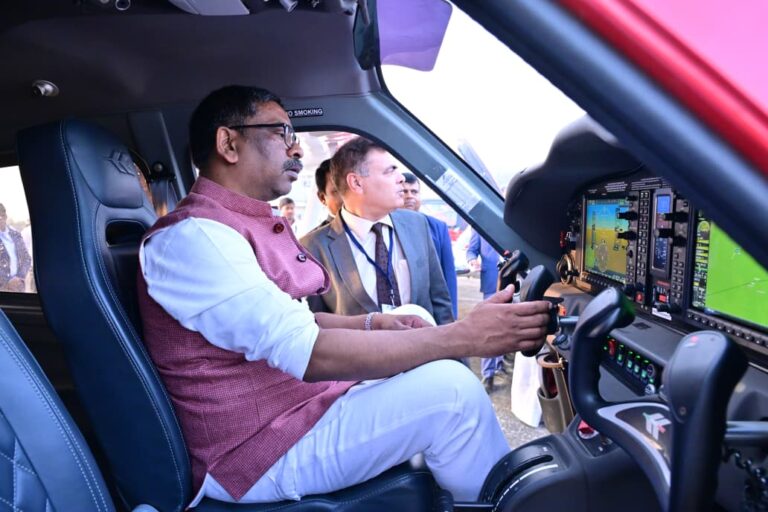 Dumka News :मुख्यमंत्री हेमन्त सोरेन आज सिदो–कान्हू एयरपोर्ट, दुमका से “झारखंड फ्लाइंग इंस्टीट्यूट” का विधिवत शुभारंभ किया