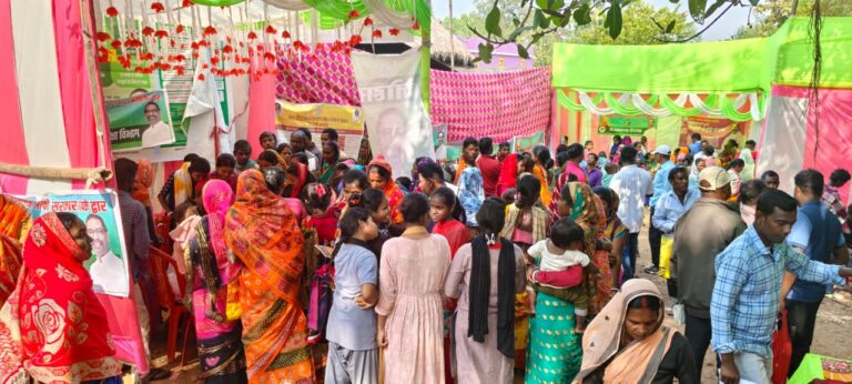 Jamshedpur News :सेवा का अधिकार सप्ताह: जिले के सभी प्रखंडों और नगर निकायों में अबतक 20,209 आवेदन प्राप्त