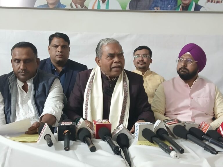 Jamshedpur: जमशेदपुर पहुंचे कांग्रेस के प्रदेश अध्यक्ष केशव महतो कमलेश ने मनरेगा पर केंद्र सरकार को घेरा, निकाय चुनाव और महागठबंधन पर भी बोले