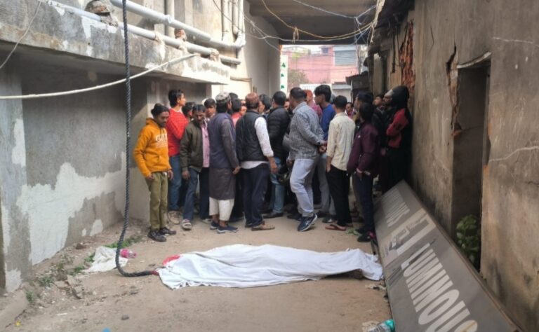 Jharkhand: ‘द केन’ होटल की निर्माणाधीन बिल्डिंग से गिरकर मजदूर की मौत, लोगों ने सुरक्षा पर उठाये सवाल