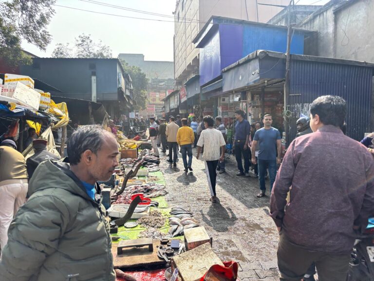 Jamshedpur News :साकची बाजार में सिंगल यूज़ प्लास्टिक पर सख्ती, JNAC का सघन अभियान