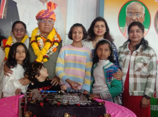 Jamshedpur News :मजदूर नेता राकेश्वर पांडे का जन्मदिन हर्षोल्लास के साथ मनाया गया, सेवा और सामाजिक सरोकारों की दिखी झलक