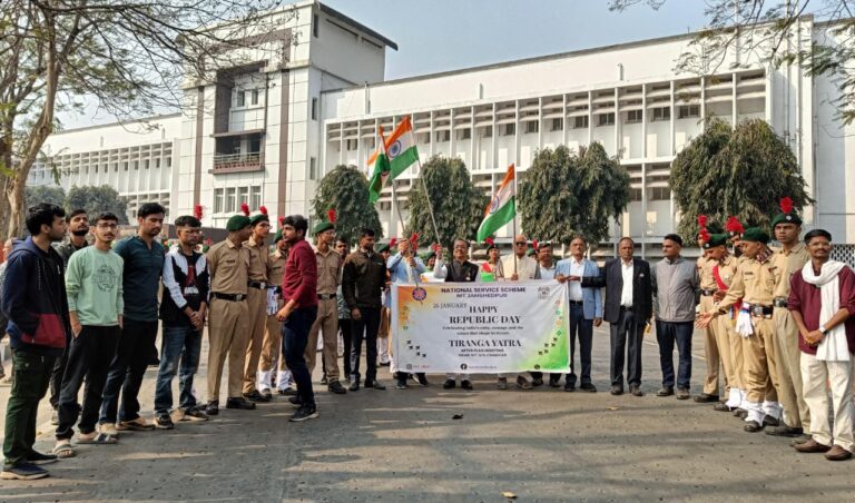 Jamshedpur News :एनआईटी जमशेदपुर में गणतंत्र दिवस के अवसर पर देशभक्ति से ओतप्रोत तिरंगा यात्रा का आयोजन