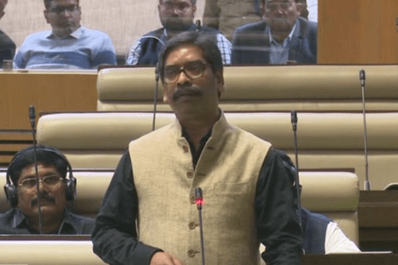 Jharkhand Assembly: JPSC सिविल सर्विस परीक्षा में अभ्यर्थियों की अधिकतम उम्र 4 साल बढ़ी, विधानसभा में CM हेमंत सोरेन ने किया एलान
