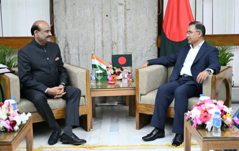 Bangladesh New PM: तारिक रहमान ने बांग्लादेश के प्रधानमंत्री पद की शपथ ली, शामिल हुए लोकसभा अध्यक्ष बिरला, भारत यात्रा के लिए प्रधानमंत्री का निमंत्रण सौंपा