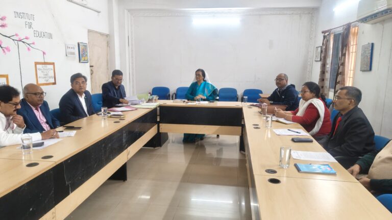 Chaibasa News :कोल्हान विश्वविद्यालय में व्यावसायिक प्रकोष्ठ को सुदृढ़ करने का संकल्प, कई अहम निर्णय