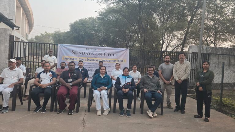 South East Central Railway : नागपुर मंडल के रेलवे सुरक्षा बल पोस्ट, राजनांदगांव द्वारा “फिट इंडिया संडे ऑन साइकिलिंग” का सफल आयोजन