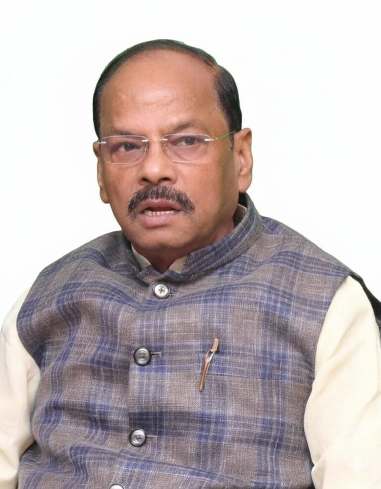 Jamshedpur News :आम आदमी को निराश करने वाला बजट : रघुवर दास
