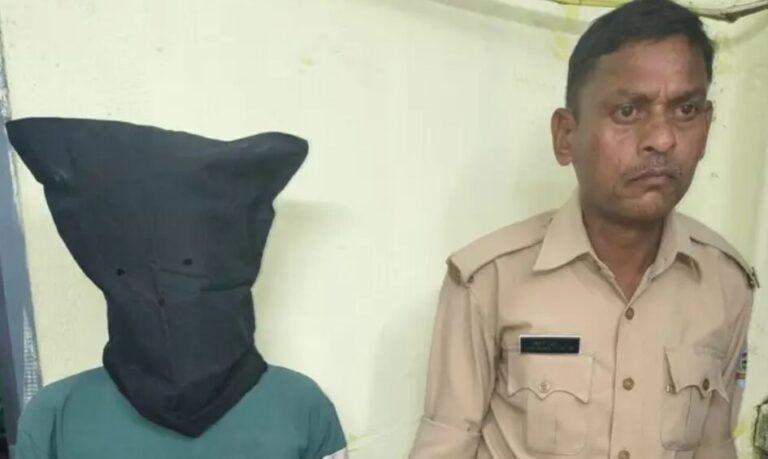 Jamshedpur: बारीडीह स्थित ट्यूब कॉलोनी में चोरी का हुआ भंडाफोड़, एक आरोपी को गिरफ्तार, 15 लाख रुपये के जेवरात बरामद