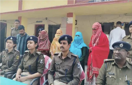 Sex Racket Expose: राजधानी के चर्चित होटल में चल रहा था जिस्मफरोशी का धंधा, 5 कॉलगर्ल सहित 8 पकड़ाये