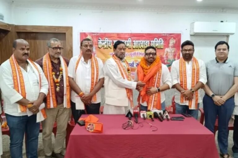 Jamshedpur Ramnavmi: रामनवमी महोत्सव को लेकर केंद्रीय रामनवमी अखाड़ा समिति की बिष्टुपुर राम मंदिर में बैठक सम्पन्न, समिति से जुड़े कुणाल षाड़ंगी, ये फैसले भी हुए?