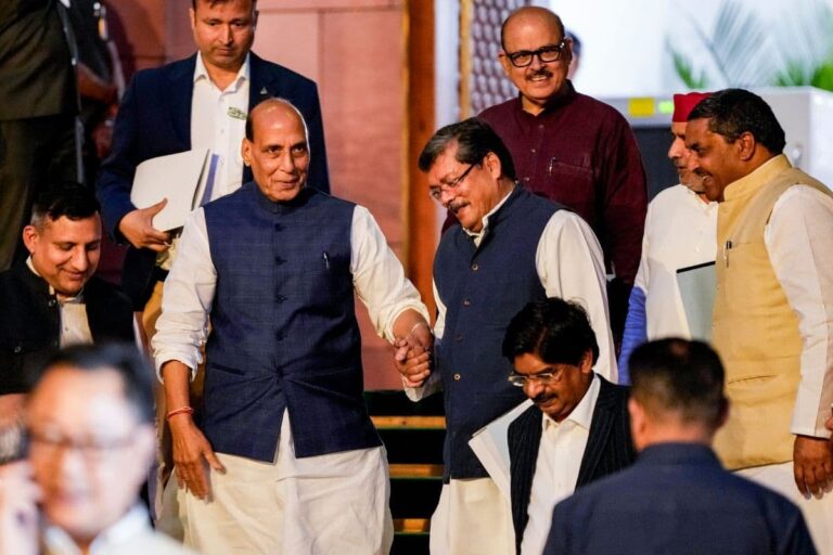 All Party Meeting: प्रधानमंत्री ने युद्ध जल्द खत्म करने पर जोर दिया, हम पाकिस्तान की तरह ‘दलाल राष्ट्र नहीं’, सर्वदलीय बैठक में बोली सरकार
