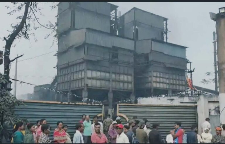 Steel Plant Furnace Explosion: झारखंड इस्पात प्लांट में फर्नेस फटने से जोरदार धमाका, 9 मजदूर झुलसे; 7 की हालत गंभीर