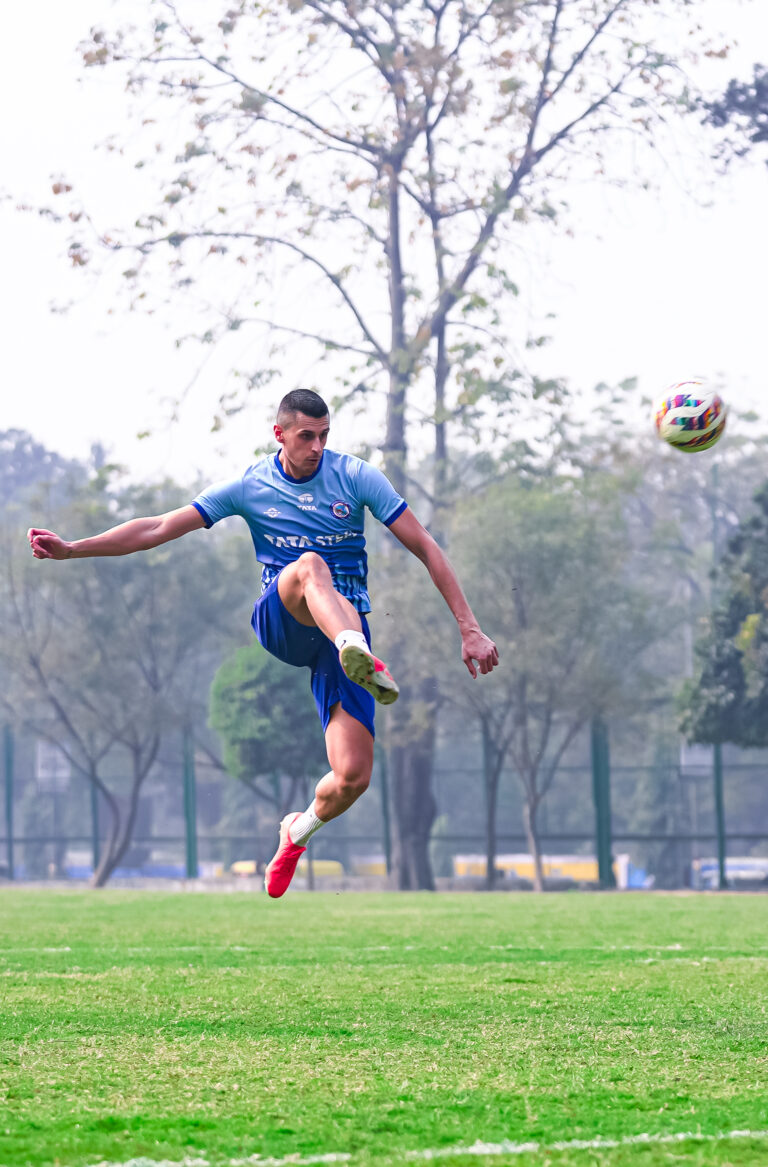Jamshedpur News :ओडिशा FC के खिलाफ आखिरी लीग मैच से पहले लेज़र सिरकोविक की फैंस से ‘फर्नेस भरने’ की अपील