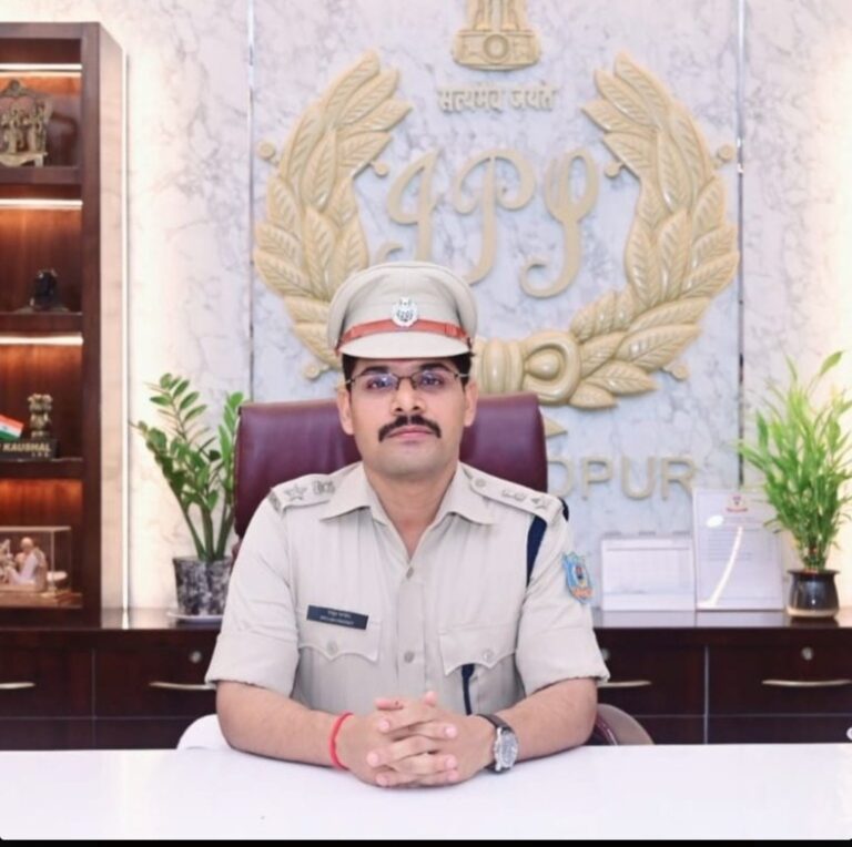 Jamshedpur Traffic Police: ट्रैफिक जांच के दौरान अवैध वसूली के आरोप में दो ASI पर गिरी गाज, दोनों किये गये सस्पेंड