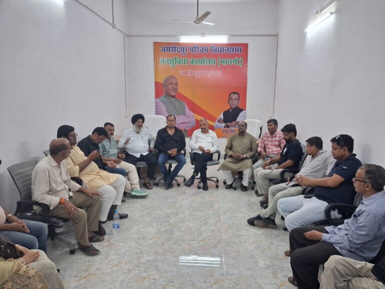 Jamshedpur News :रेल यात्री संघर्ष समिति का हस्ताक्षर अभियान 17 से 19 मई तक, सरयू राय होंगे शामिल