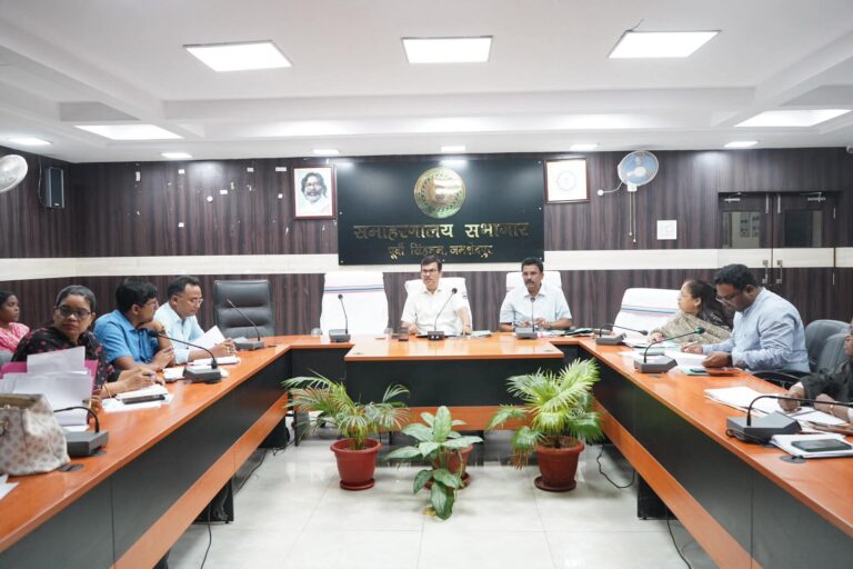 Jamshedpur: जमशेदपुर में माॅनसून को लेकर प्रशासन अलर्ट, नालियों की सफाई और जलापूर्ति तंत्र दुरुस्त करने का आदेश